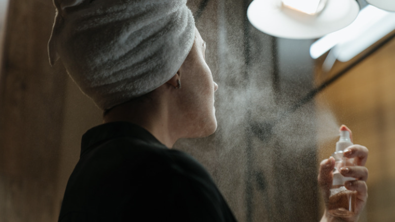 🚫 The Hidden Problem with Chemical-Laden Skincare